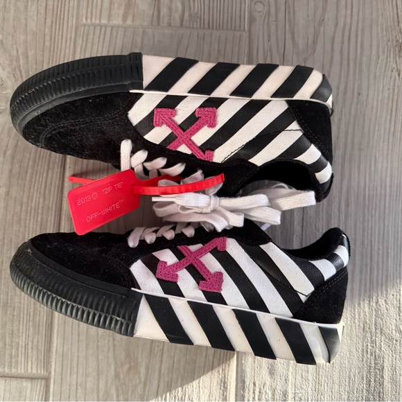 Shows - Picture 5 of 5